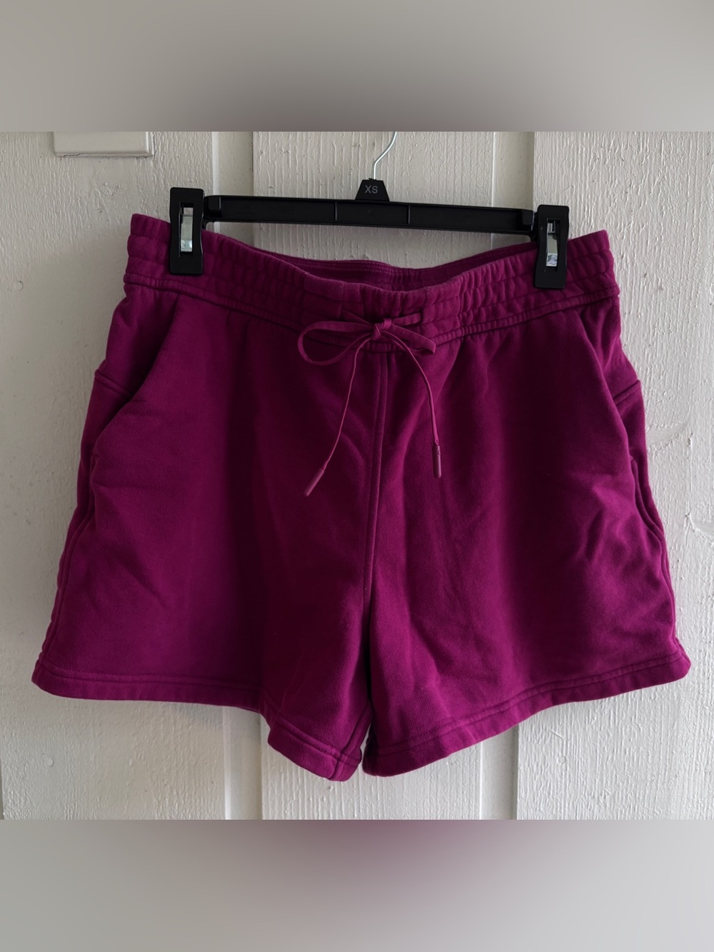 lululemon athletica Women's Fleece Scuba Shorts - Fuchsia